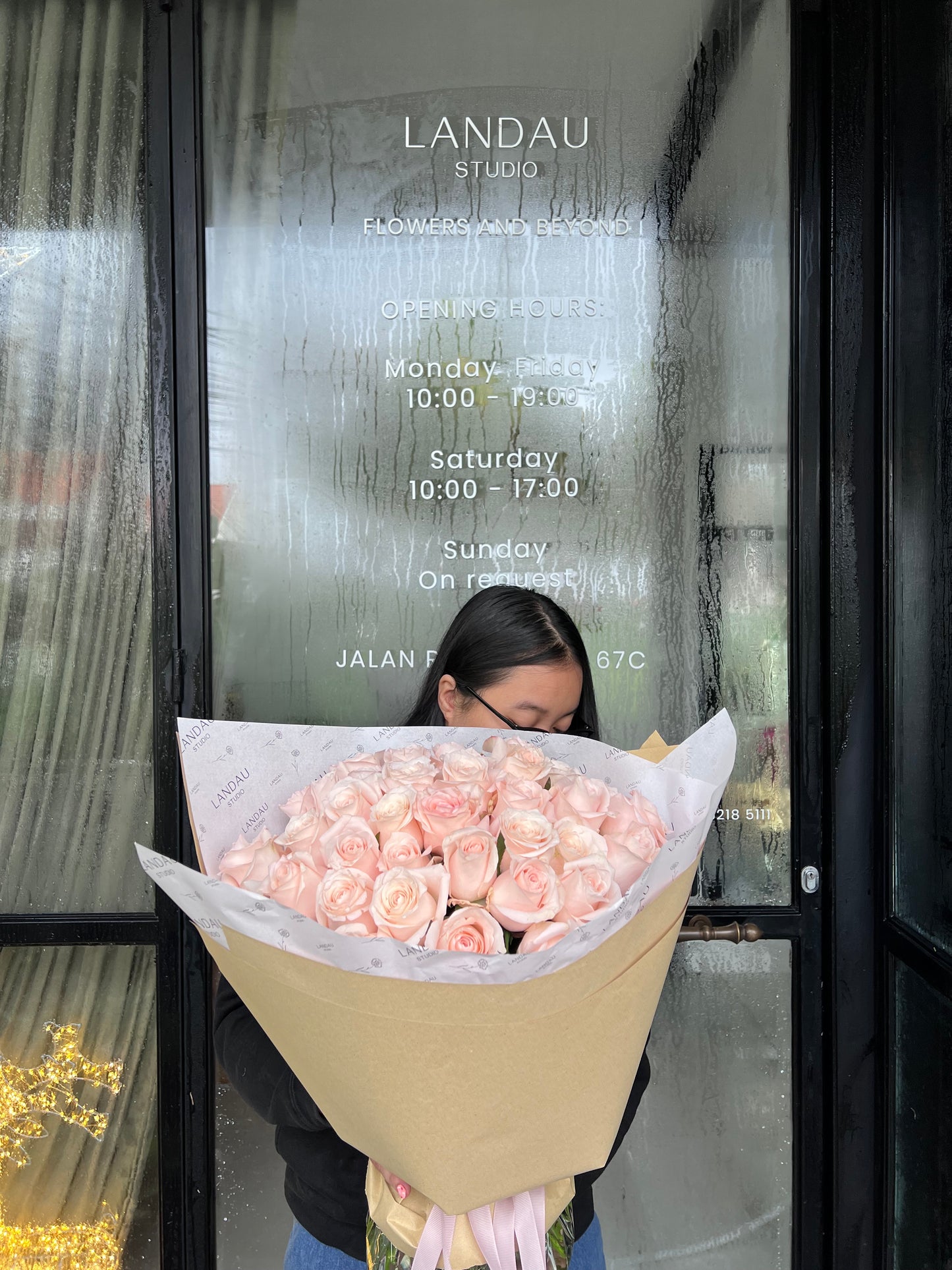 Mono Roses Bouquet