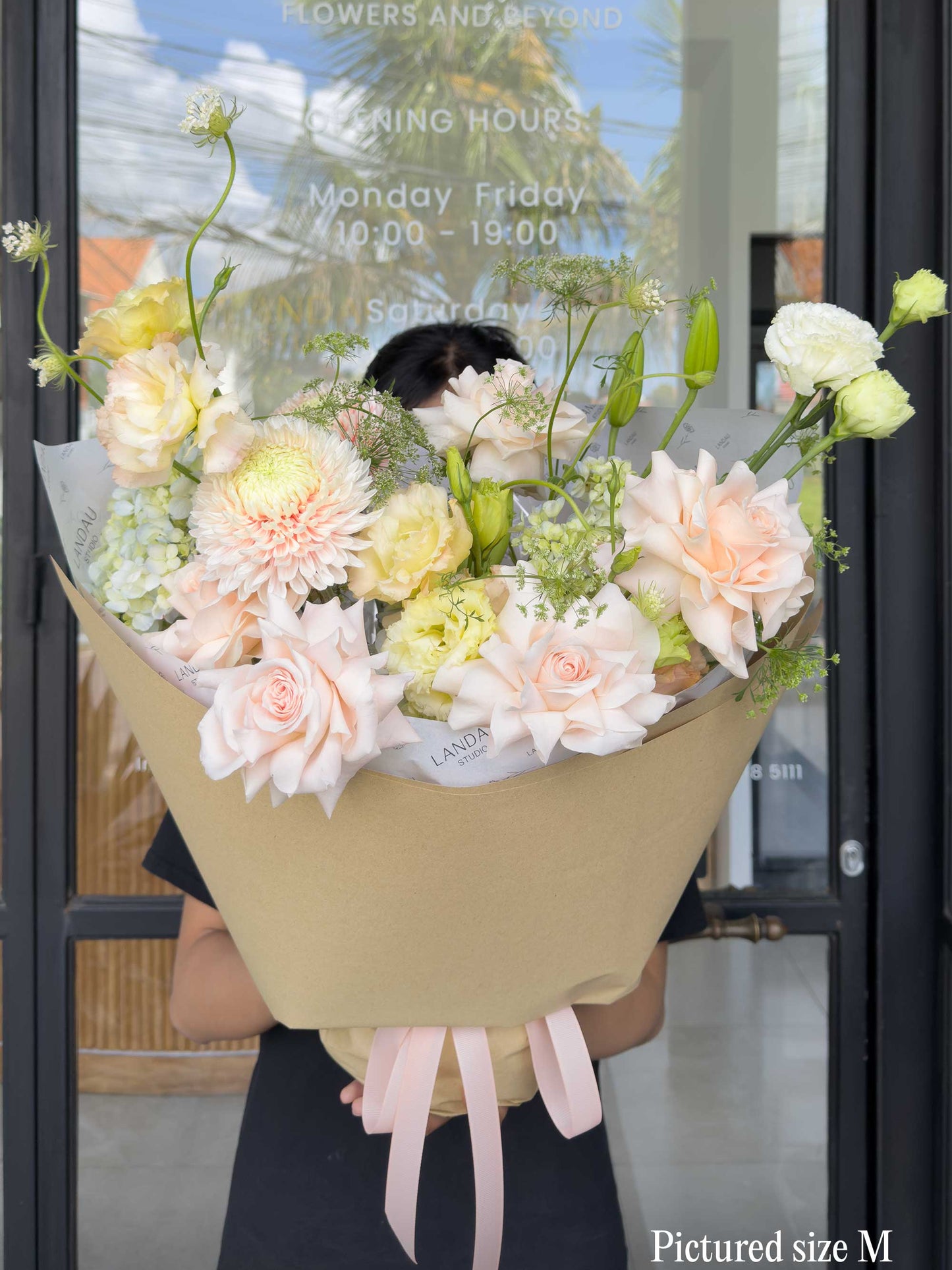 Landau Classic Bouquets - Pastel