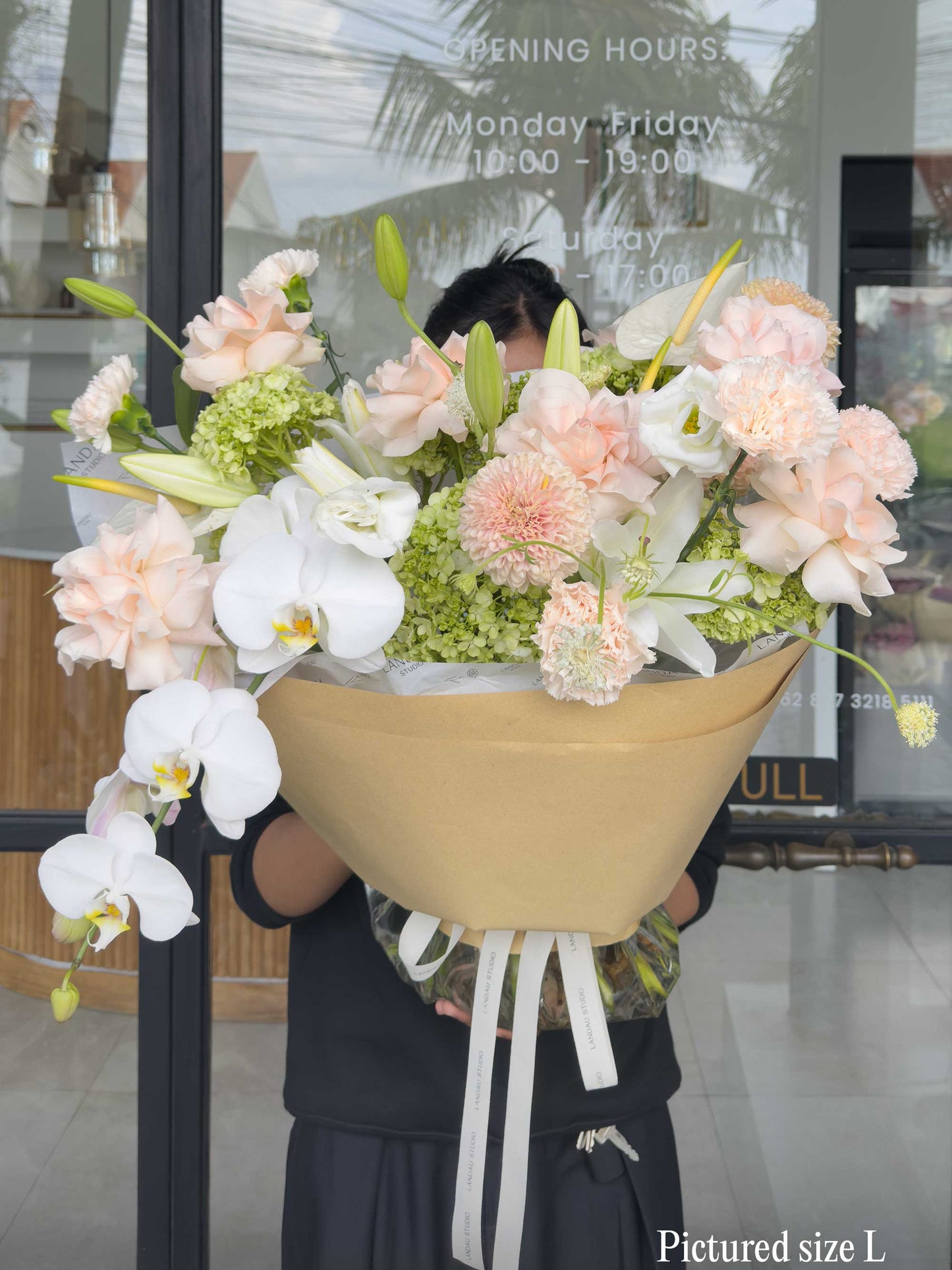 Landau Classic Bouquets - Pastel