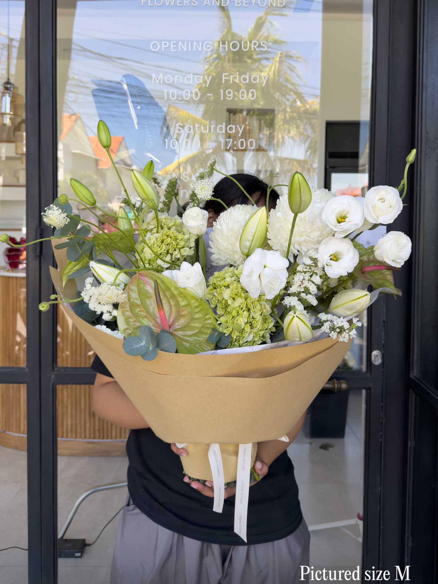 Landau Classic Bouquets - White