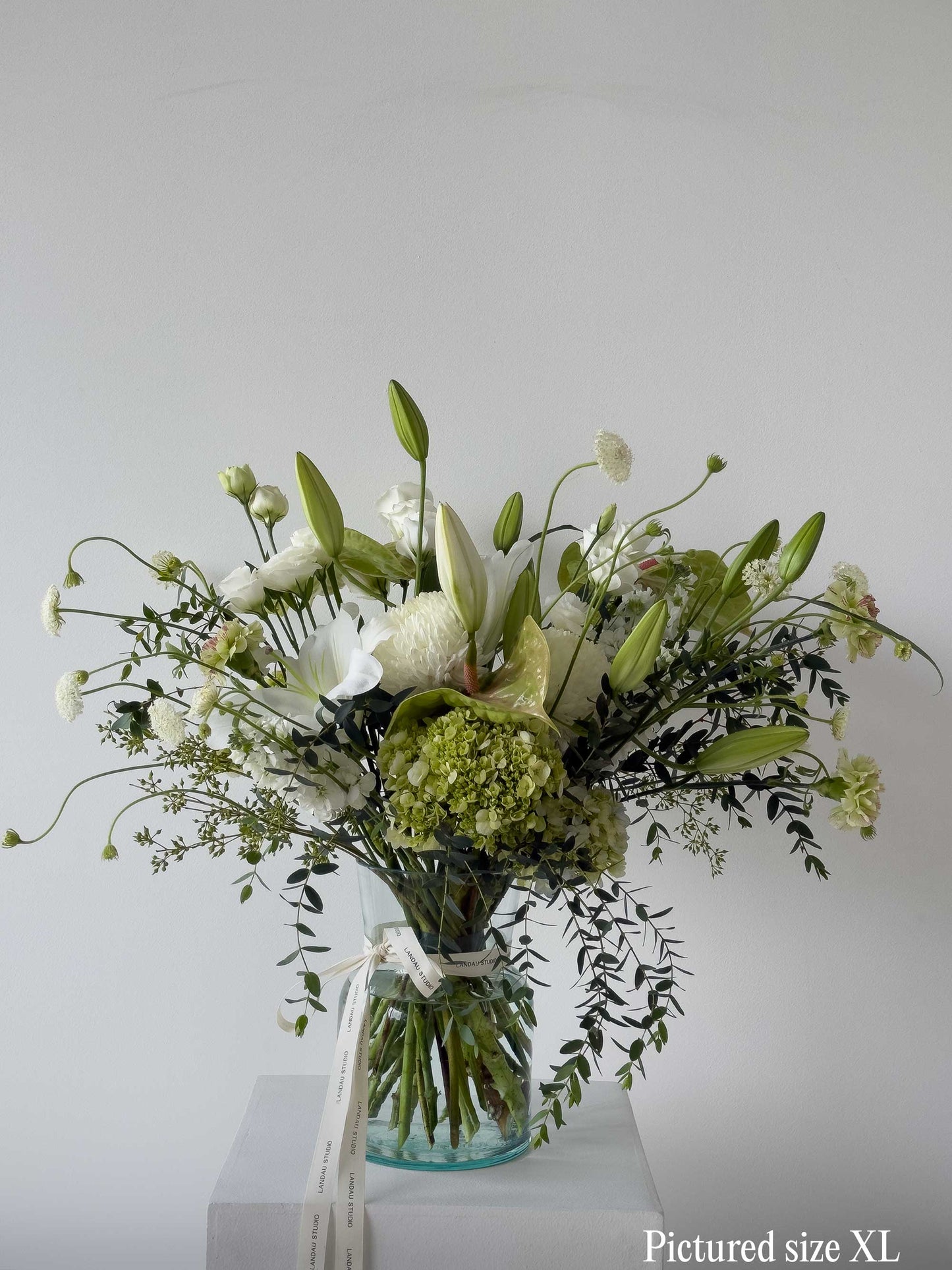 Landau Classic Bouquets - White