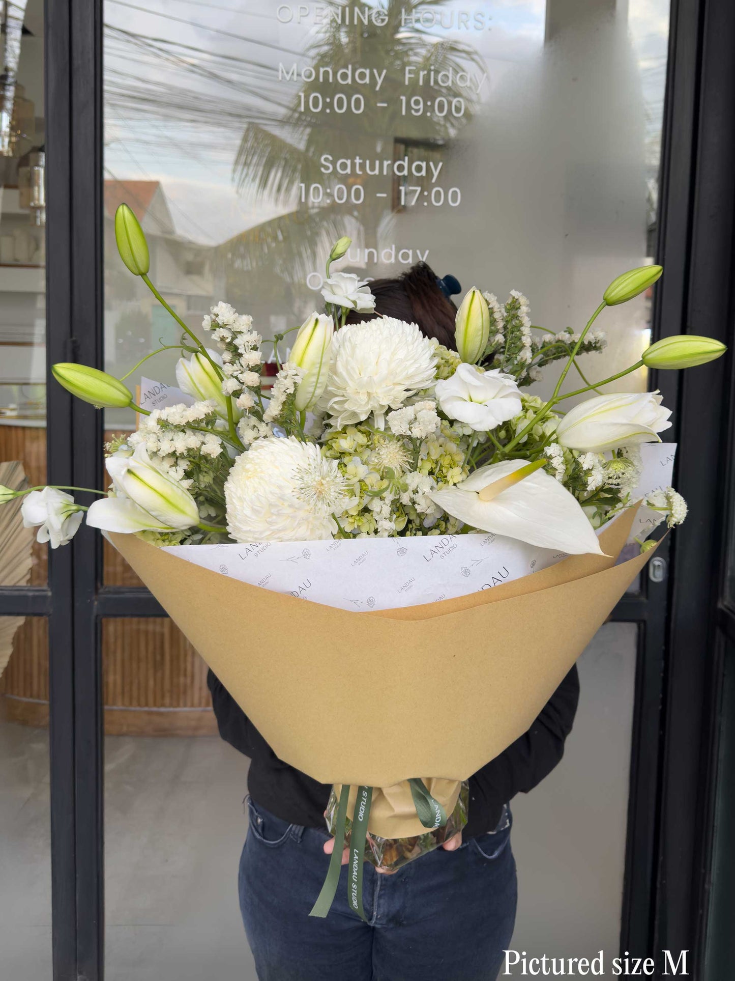 Landau Classic Bouquets - White