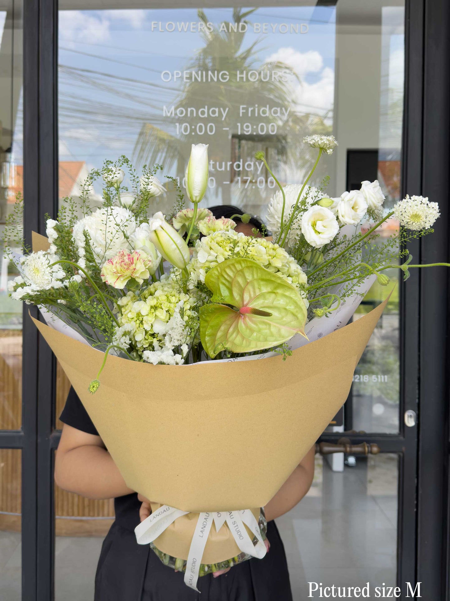 Landau Classic Bouquets - White