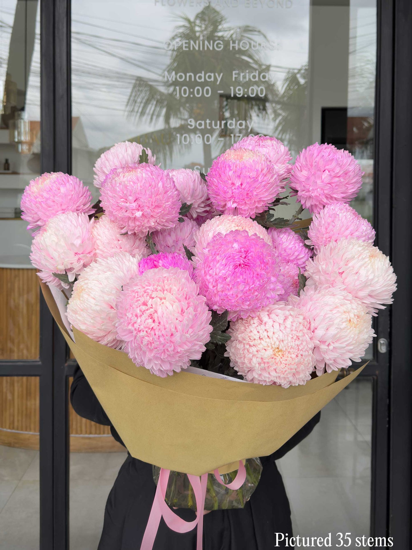 Mono Bouquet Chrysanthemums