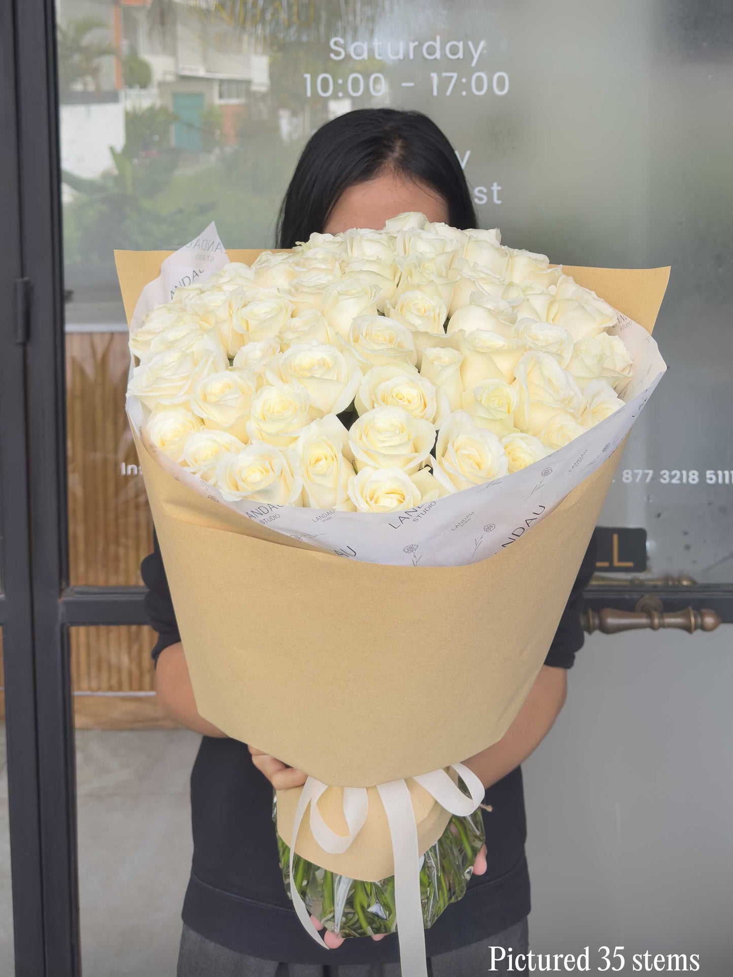 Mono Roses Bouquet