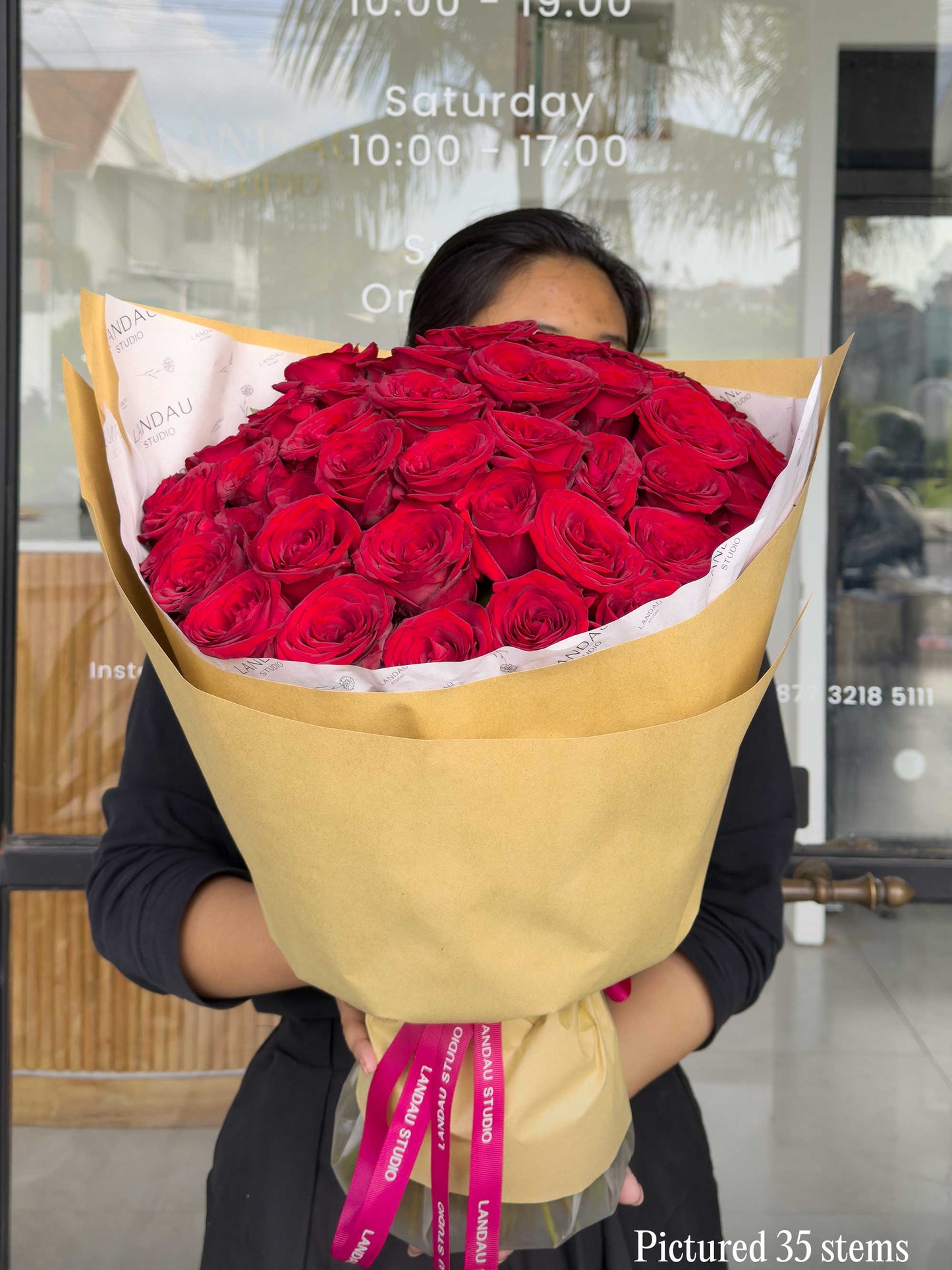 Mono Roses Bouquet