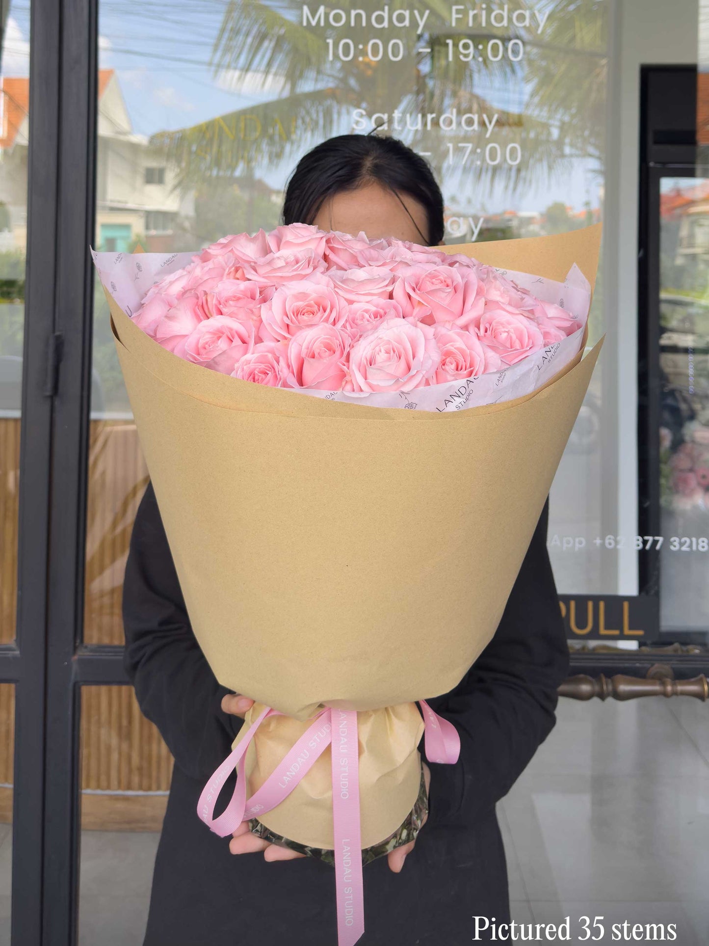 Mono Roses Bouquet