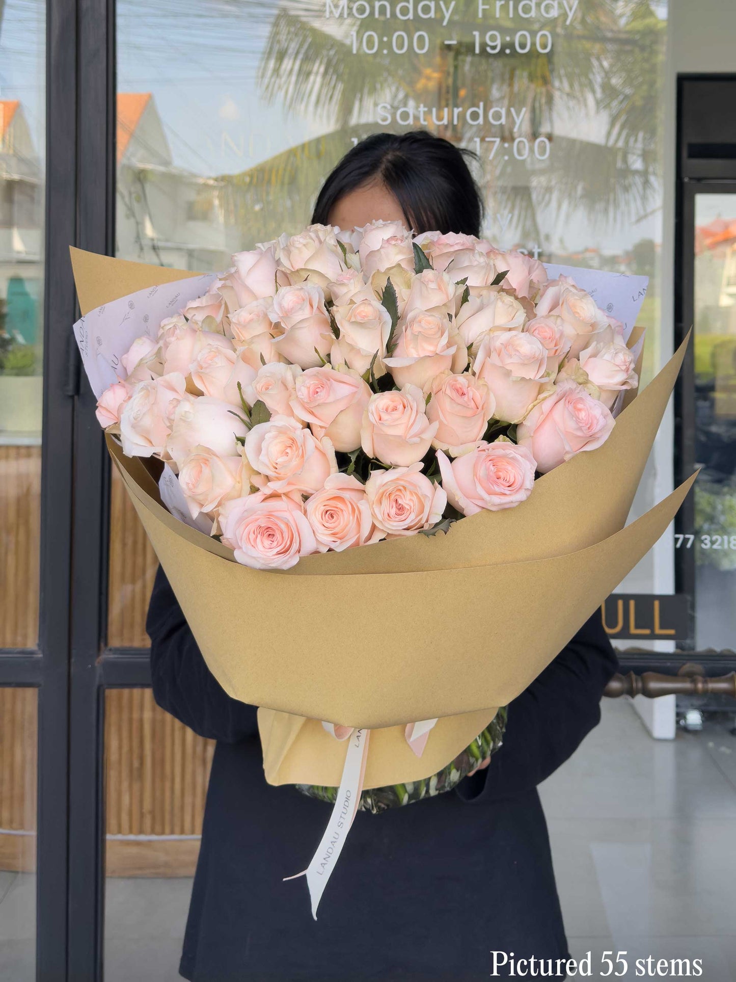 Mono Roses Bouquet