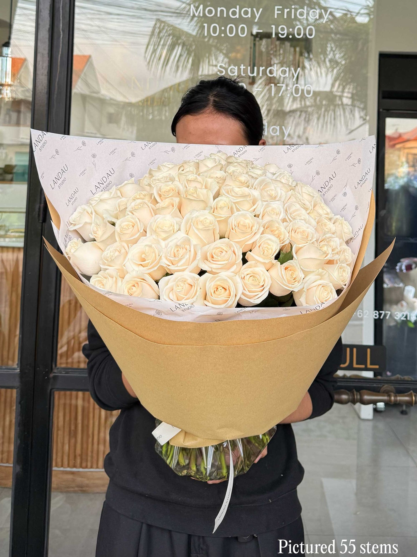 Mono Roses Bouquet