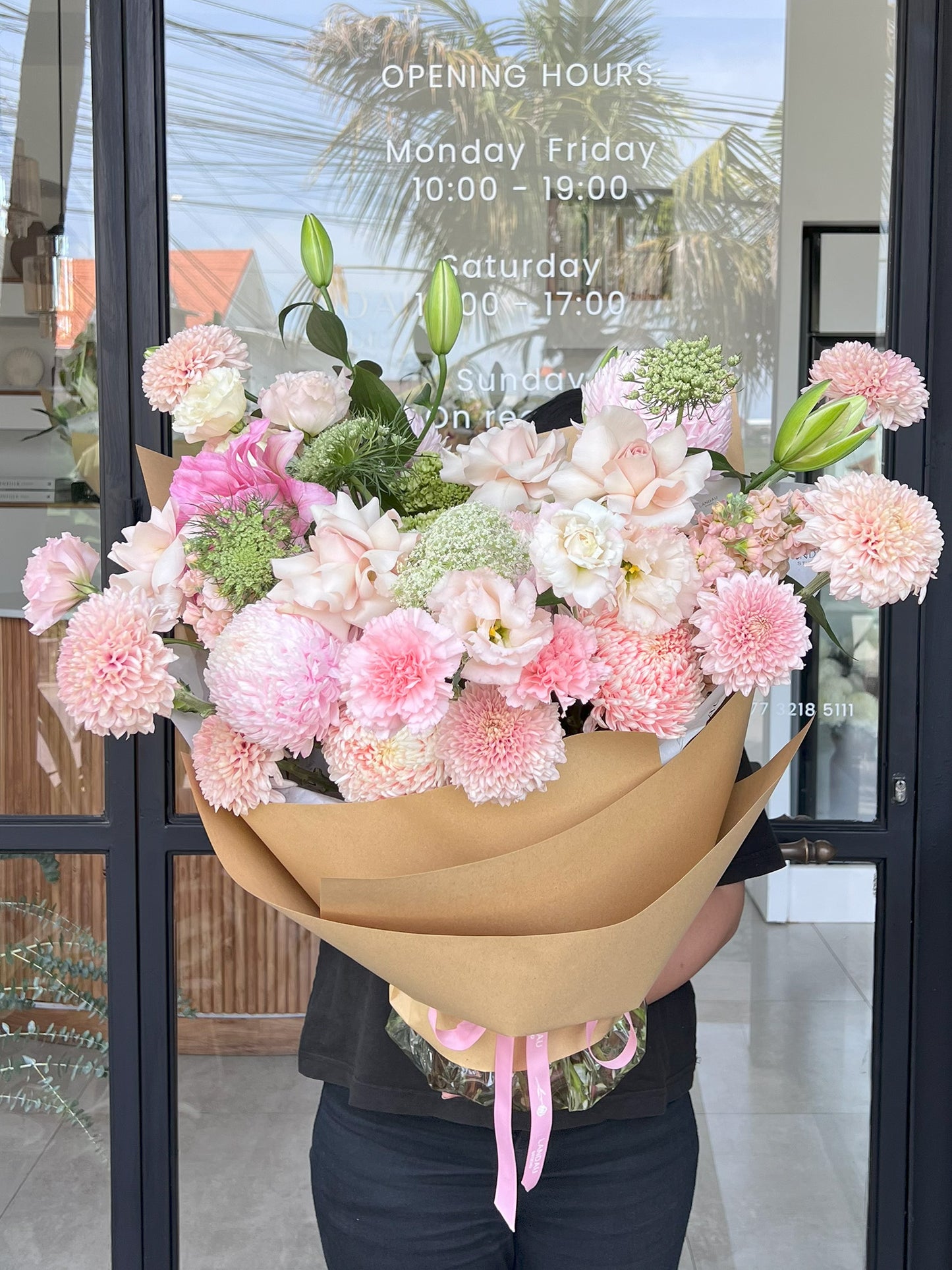 Landau Classic Bouquets - Pastel