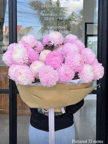 Mono Bouquet Chrysanthemums