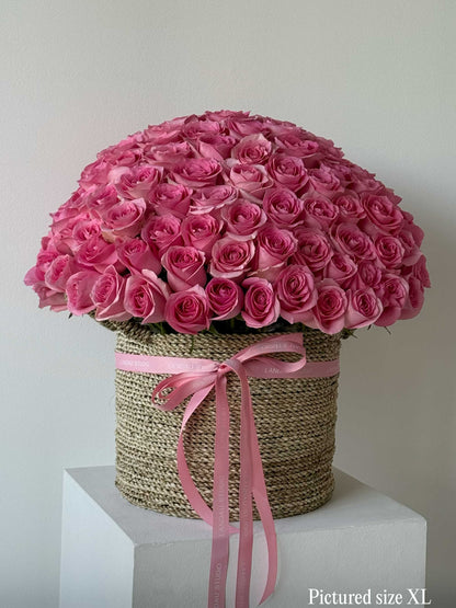 Mono Roses Box/Basket