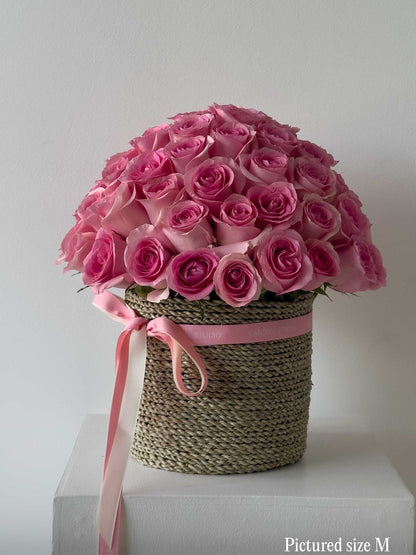 Mono Roses Box/Basket