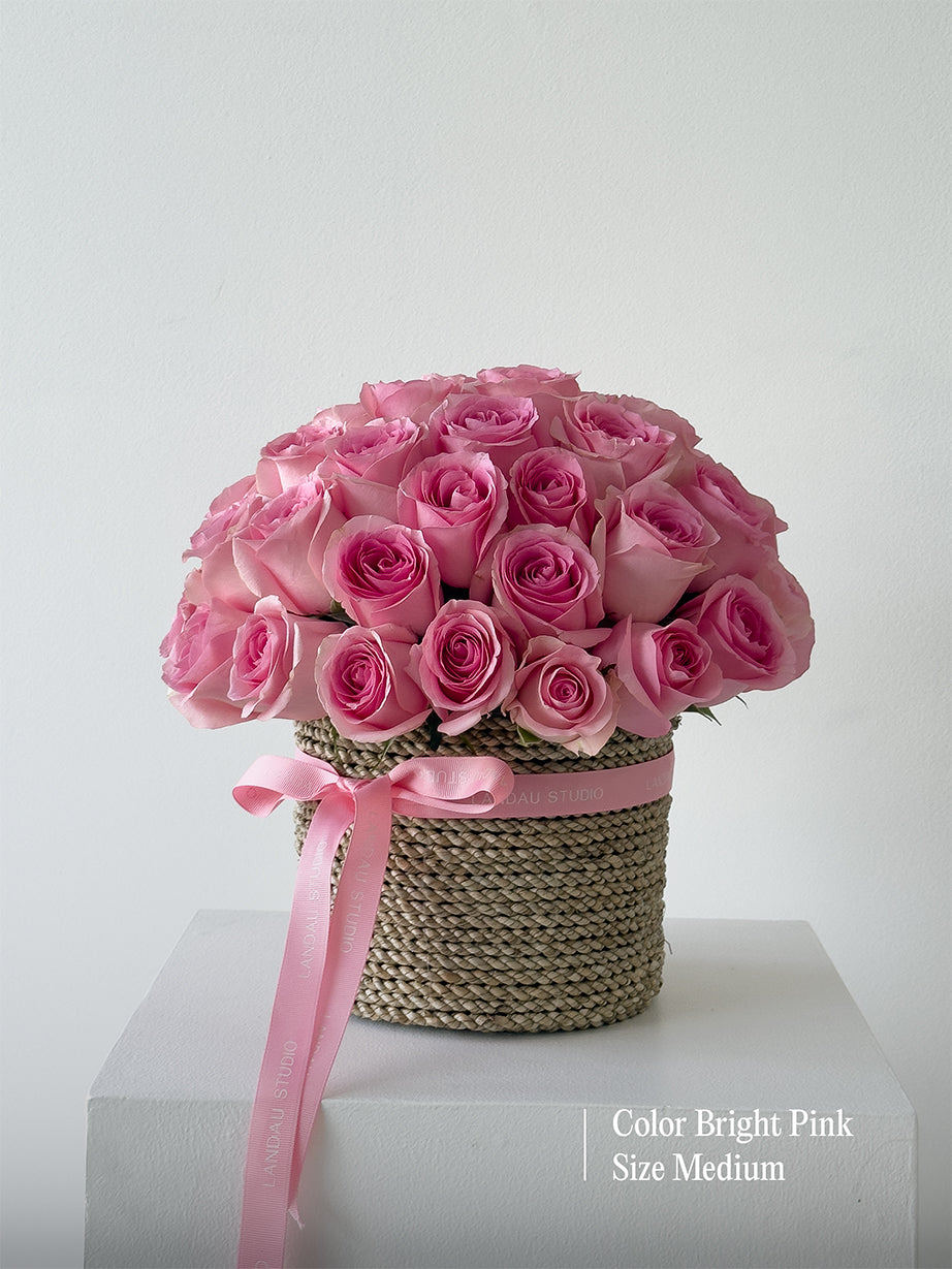 Mono Roses Box/Basket