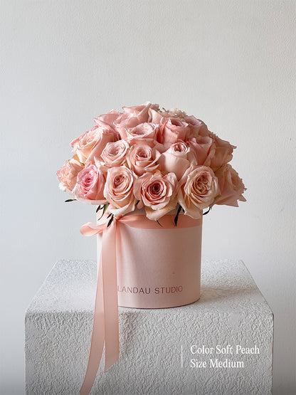 Mono Roses Box/Basket