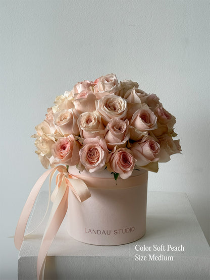 Mono Roses Box/Basket