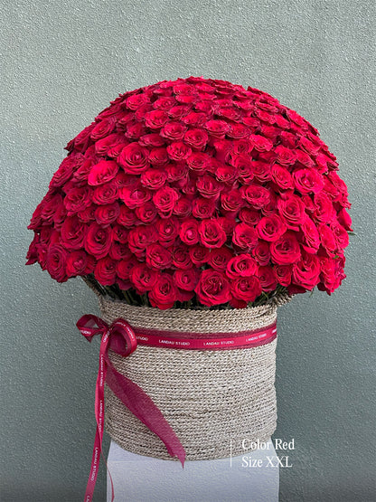 Mono Roses Box/Basket